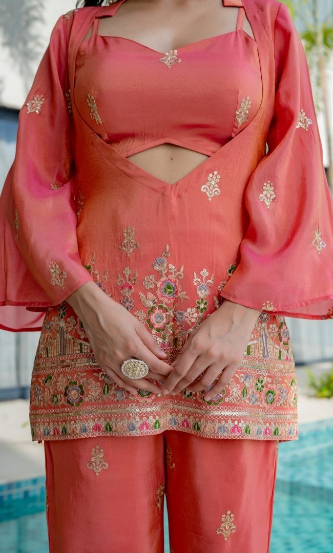 Anjum Zari Peach Set