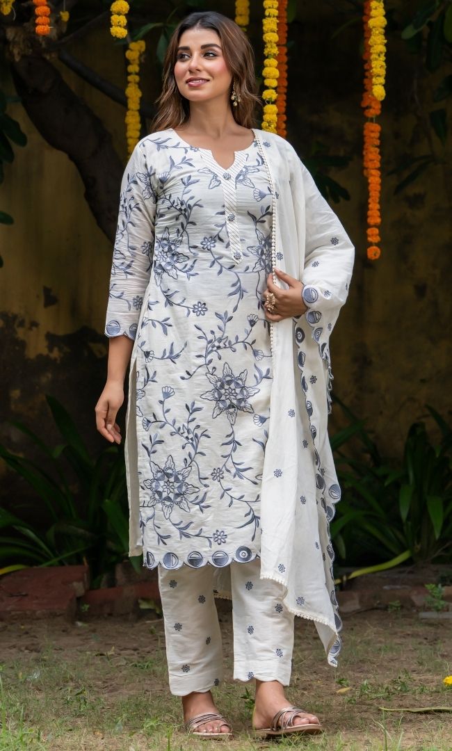 Ash Grace Embroidered Suit Set